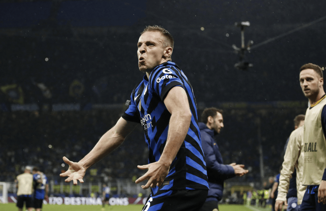 PG电子试玩-曼联力克马德里竞技,迈进八强