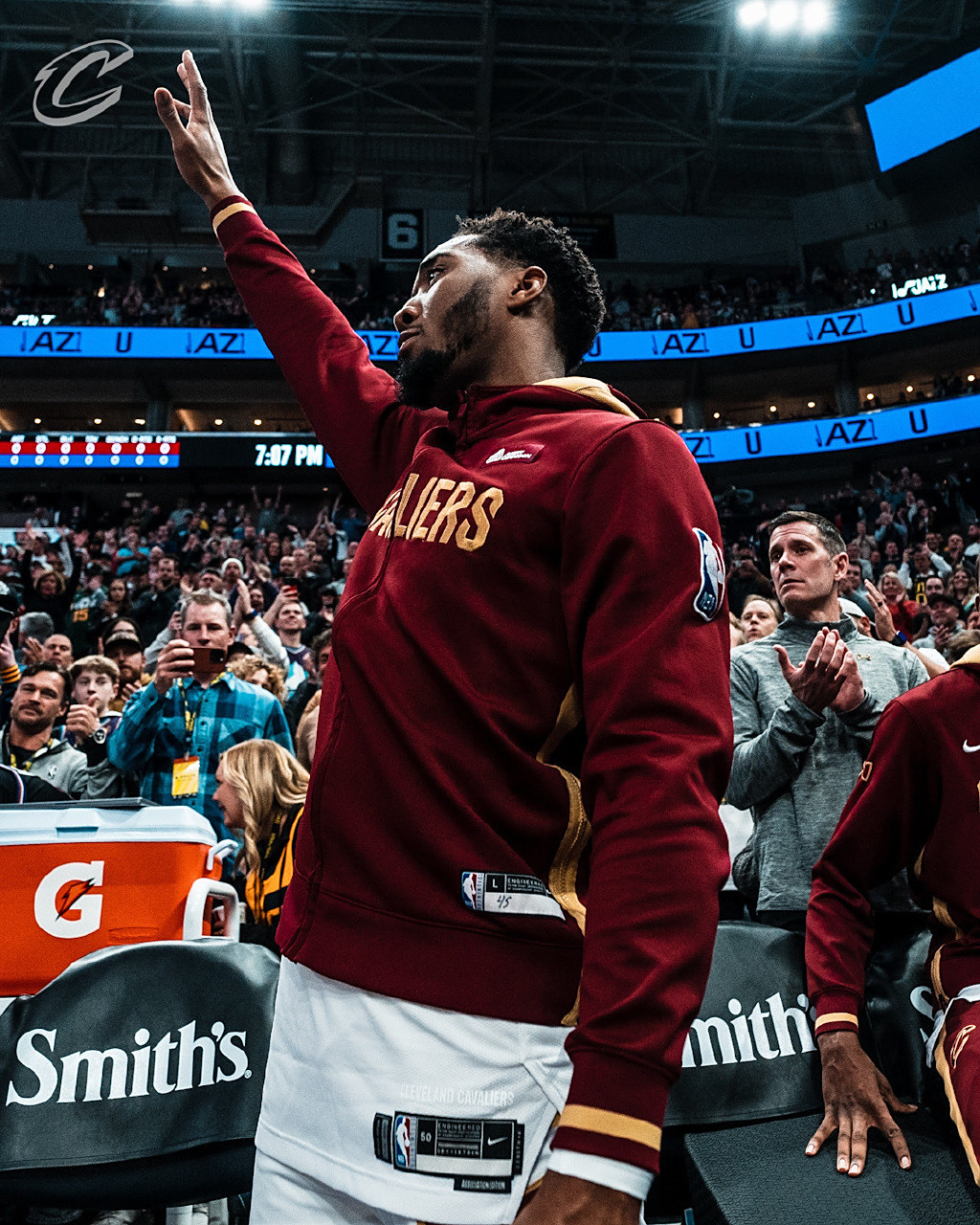 PG电子游戏-爵士主场力克热火,米切尔爆发拿到40分