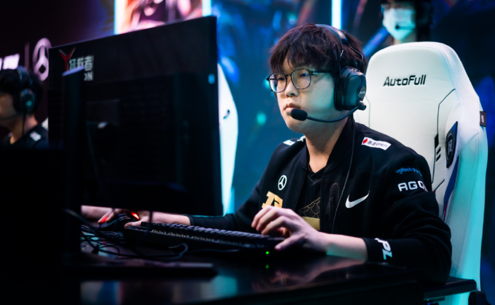 PG电子官网入口-CLG轻取PSG，Faker极限生还后反打宿命之战半决赛，留下经典瞬间