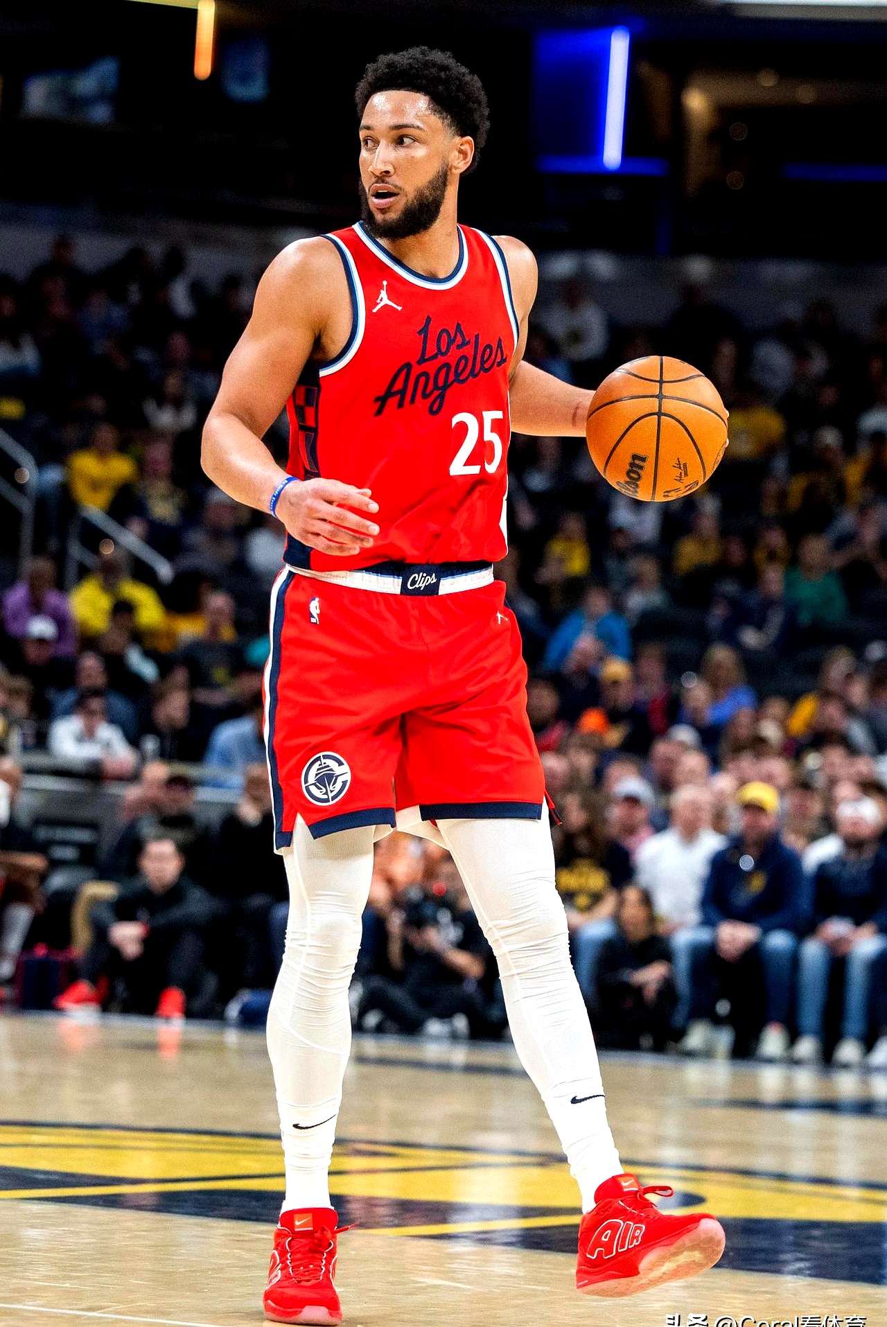 PG电子线上登入-快船主场取胜,小卡接管比赛末节