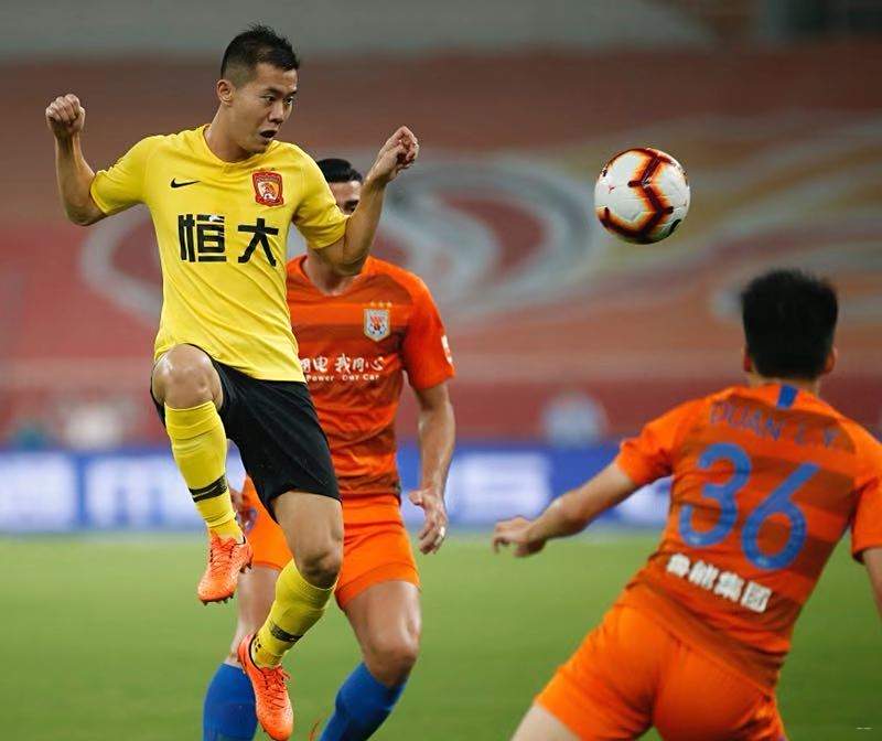 PG中国登录入口-恒大挑战国安:两队实力对比,争夺胜利激烈